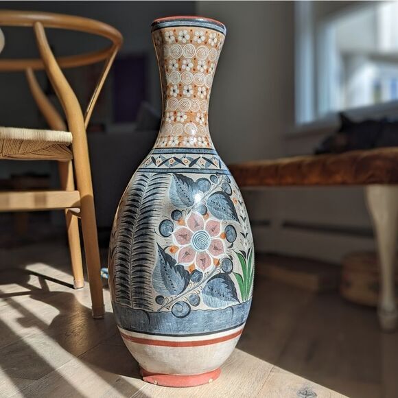 Vintage Tonala Floor Pottery Vessel - Picture 8 of 9